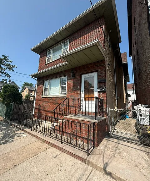 70 Palisade Ave #2 — Photo 1
