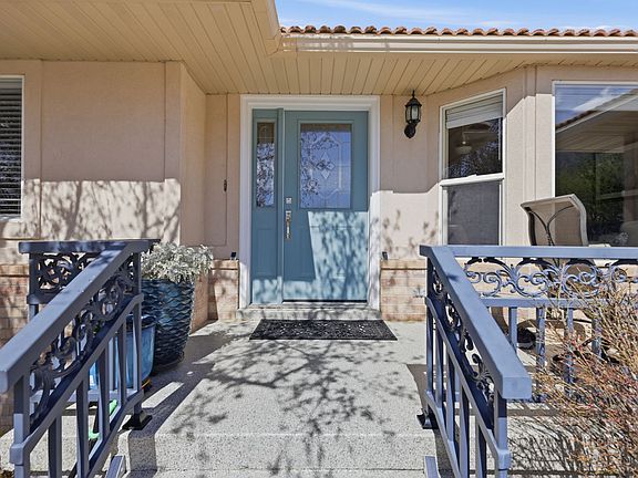 2nd image of 32 Shadow Mountain Dr