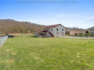 5252 Elk River Rd N, Elkview, WV 25071