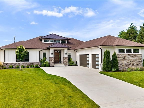 5th image of 10773 Harbor Bay Dr