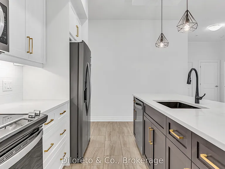 1880 Gordon St #214 — Photo 6