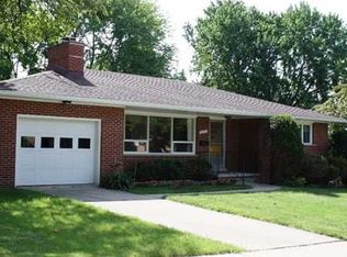 1717 Barrington Pl, Ann Arbor, MI 48103