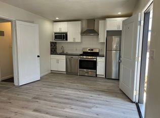 1046 60th St #A, Emeryville, CA 94608