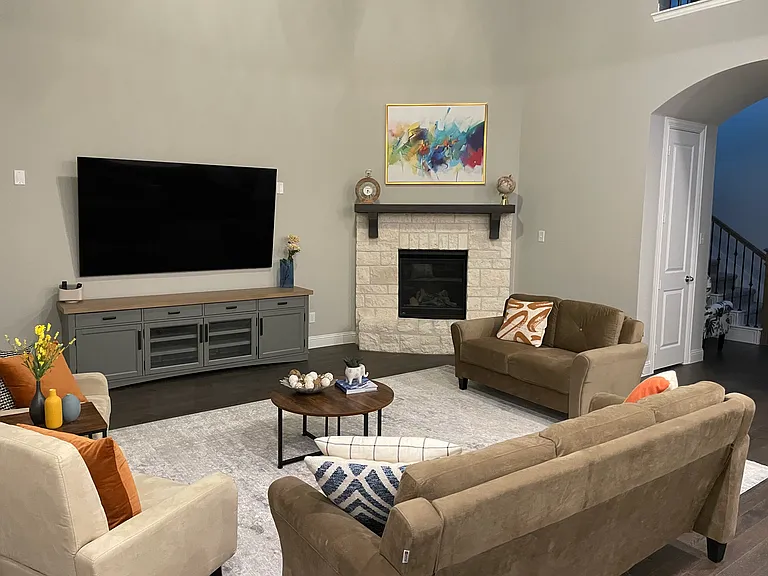 Delta Dr — Photo 3