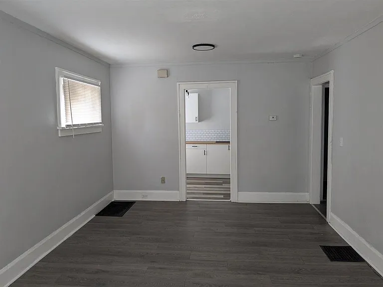 2027 S 5th St #7 — Photo 3