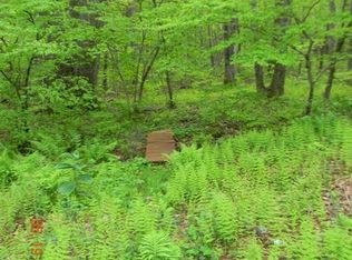 8 Shepherds Hollow Rd, Leeds, MA 01053