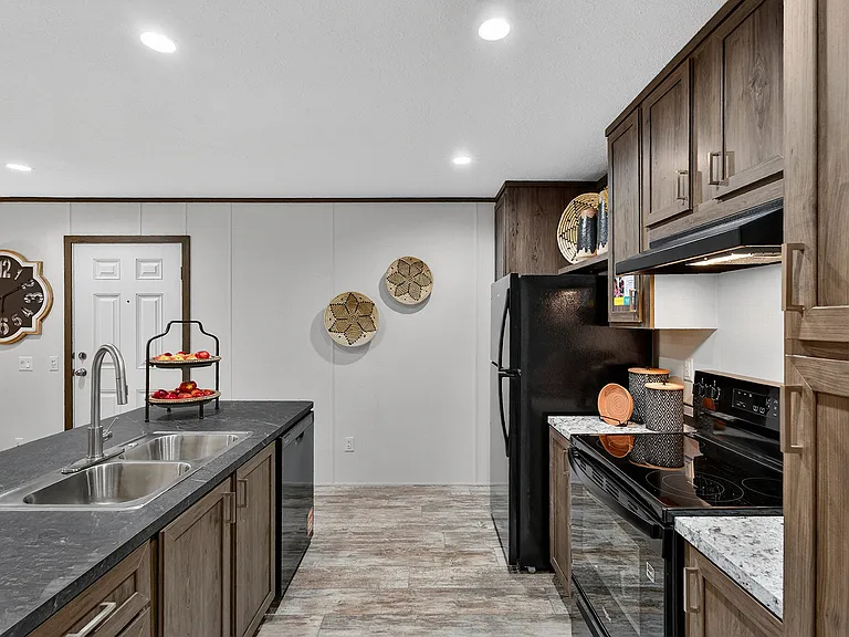 Stoney Creek Manufactured Home Community — Photo 34
