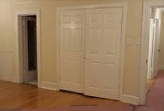 4th image of 6136 N Kenmore Ave #3