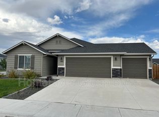 790 W Nannyberry St, Kuna, ID 83634