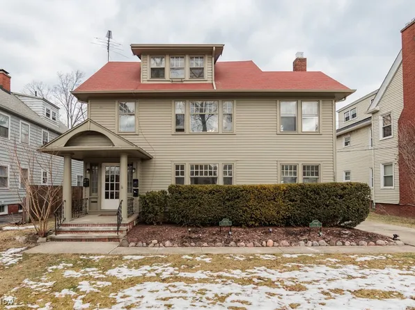 13848 Clifton Blvd, Lakewood, OH 44107