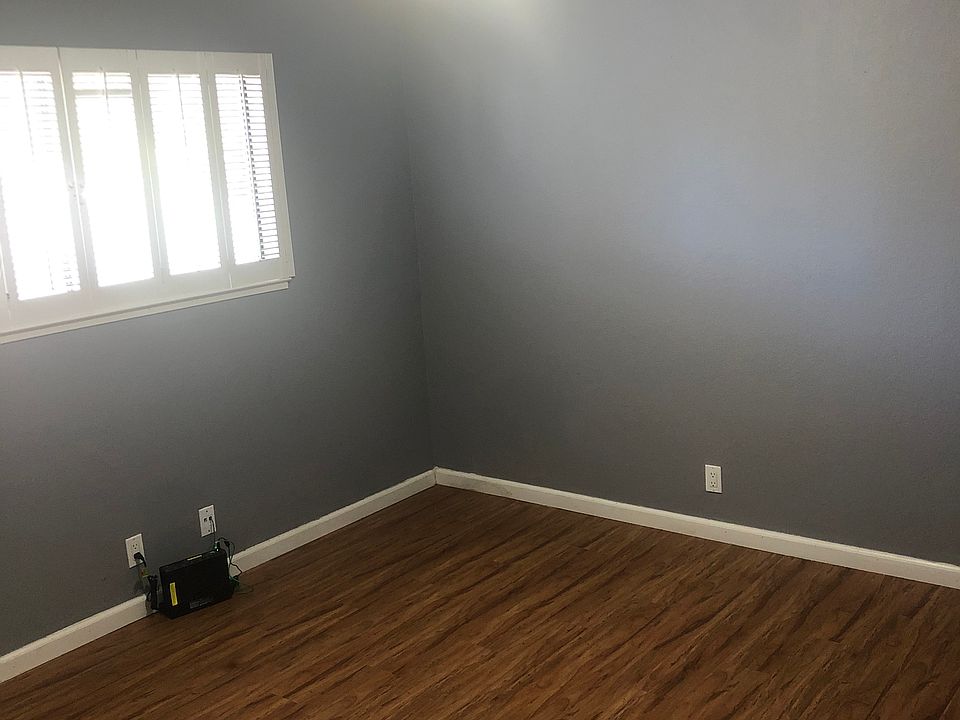 1st image of 19641 Vineyard Ln