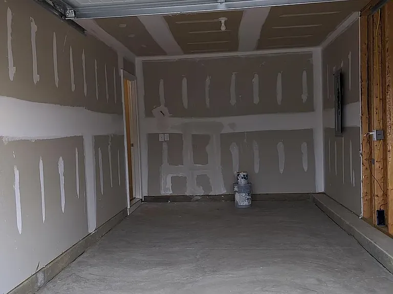 523 Jernigan St — Photo 5