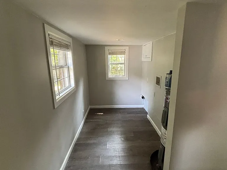645 W Webster St — Photo 6
