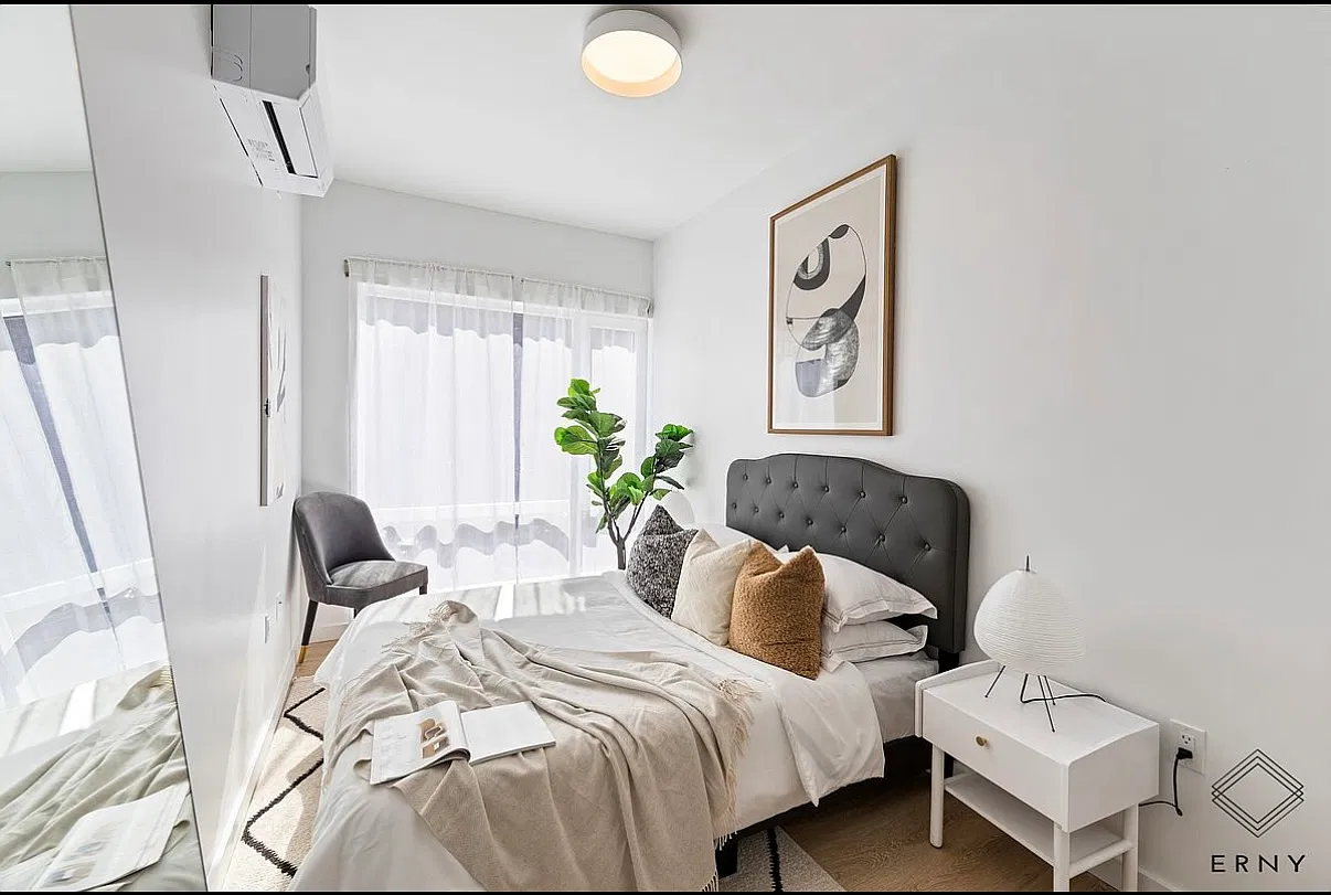 333 Linden Boulevard — Photo 1