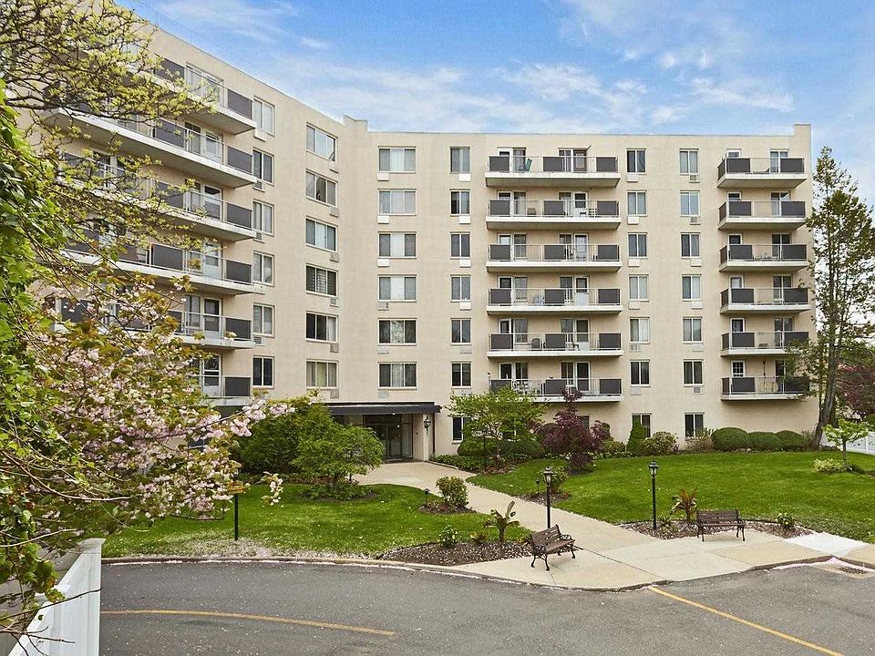 1st image of 135 Post Ave #507