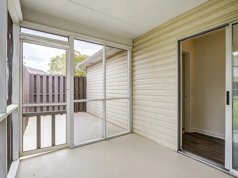 Estates at Bellwood Apartment Homes — Photo 20