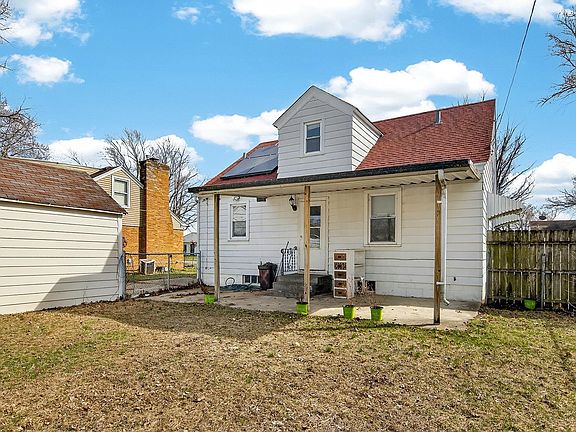 4th image of 2823 Ridgeway Ave