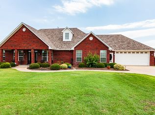 4030 Rolling Hills Dr, Ardmore, OK 73401
