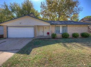 1125 W Birmingham St, Broken Arrow, OK 74011