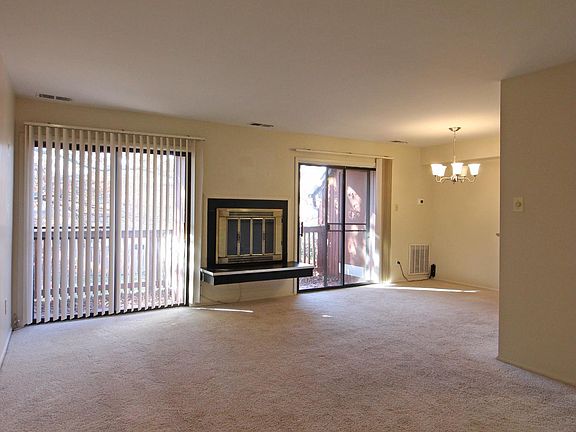 3rd image of 3807 El Camino Pl #23