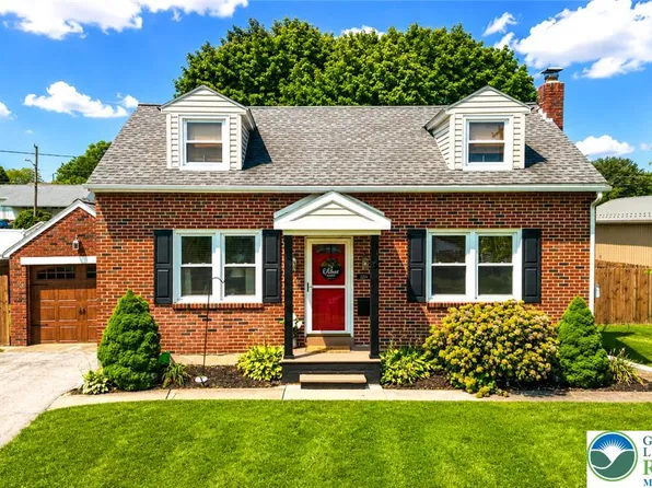 1218 Howertown Rd, Catasauqua, PA 18032