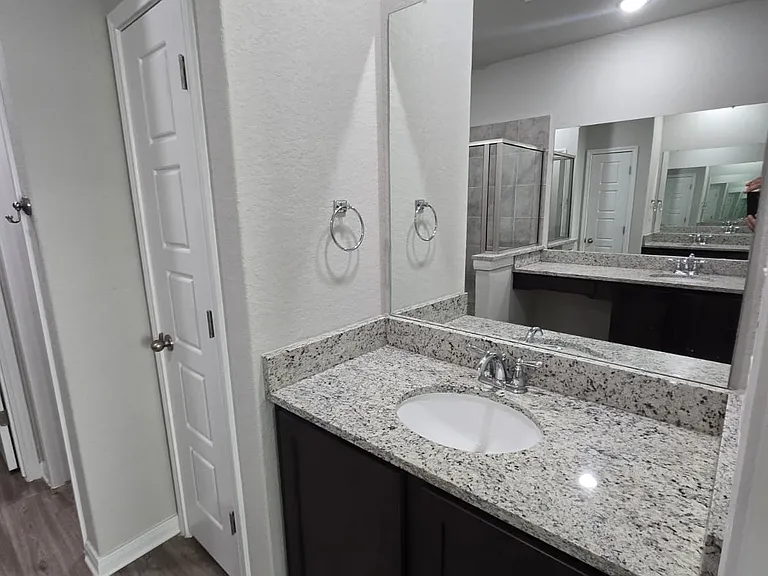 313 Caleb Ct — Photo 33