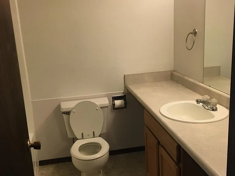804 Village Dr — Photo 12