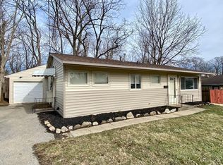 2592 Wenning Rd, Cincinnati, OH 45231