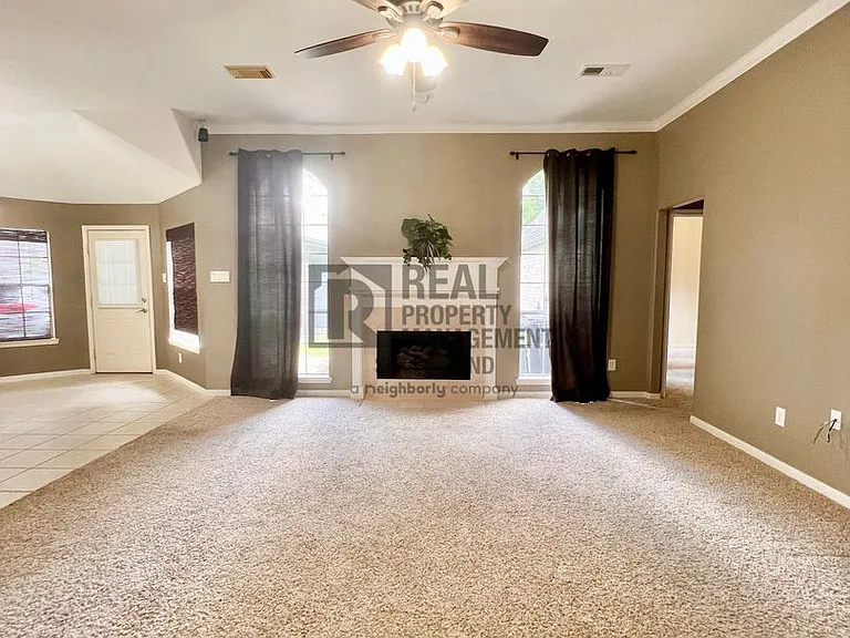 5103 Plantation Colony Dr — Photo 3