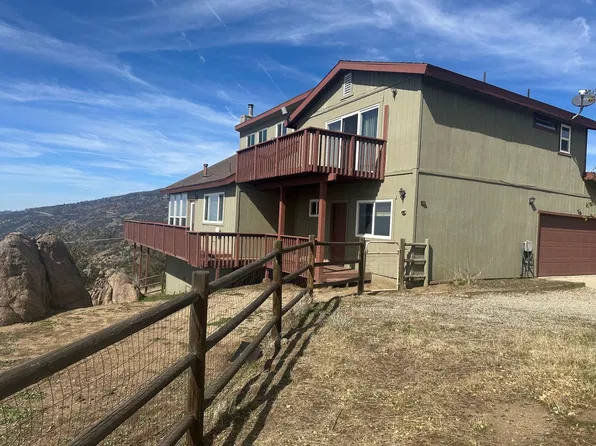 24230 Jacaranda Dr, Tehachapi, CA 93561