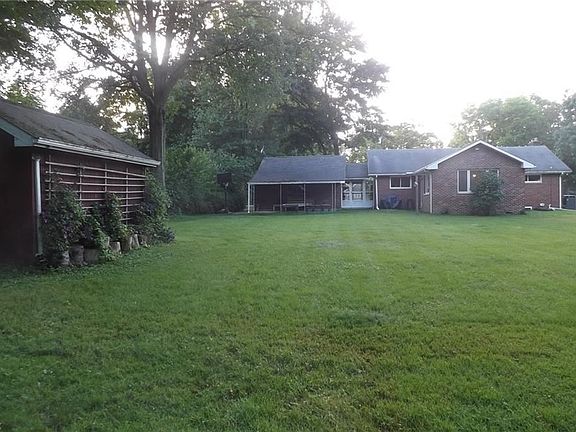 2nd image of 38330 Berkshire Hills Dr