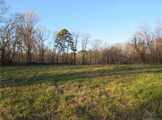 1406 Petes Rd, Lincolnton, NC 28092