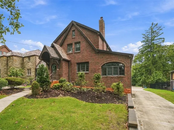 120 Crescent Dr, Pittsburgh, PA 15228