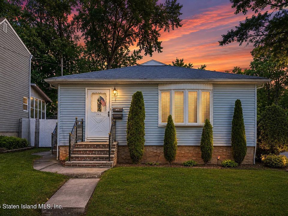 1st image of 263 Thornycroft Ave