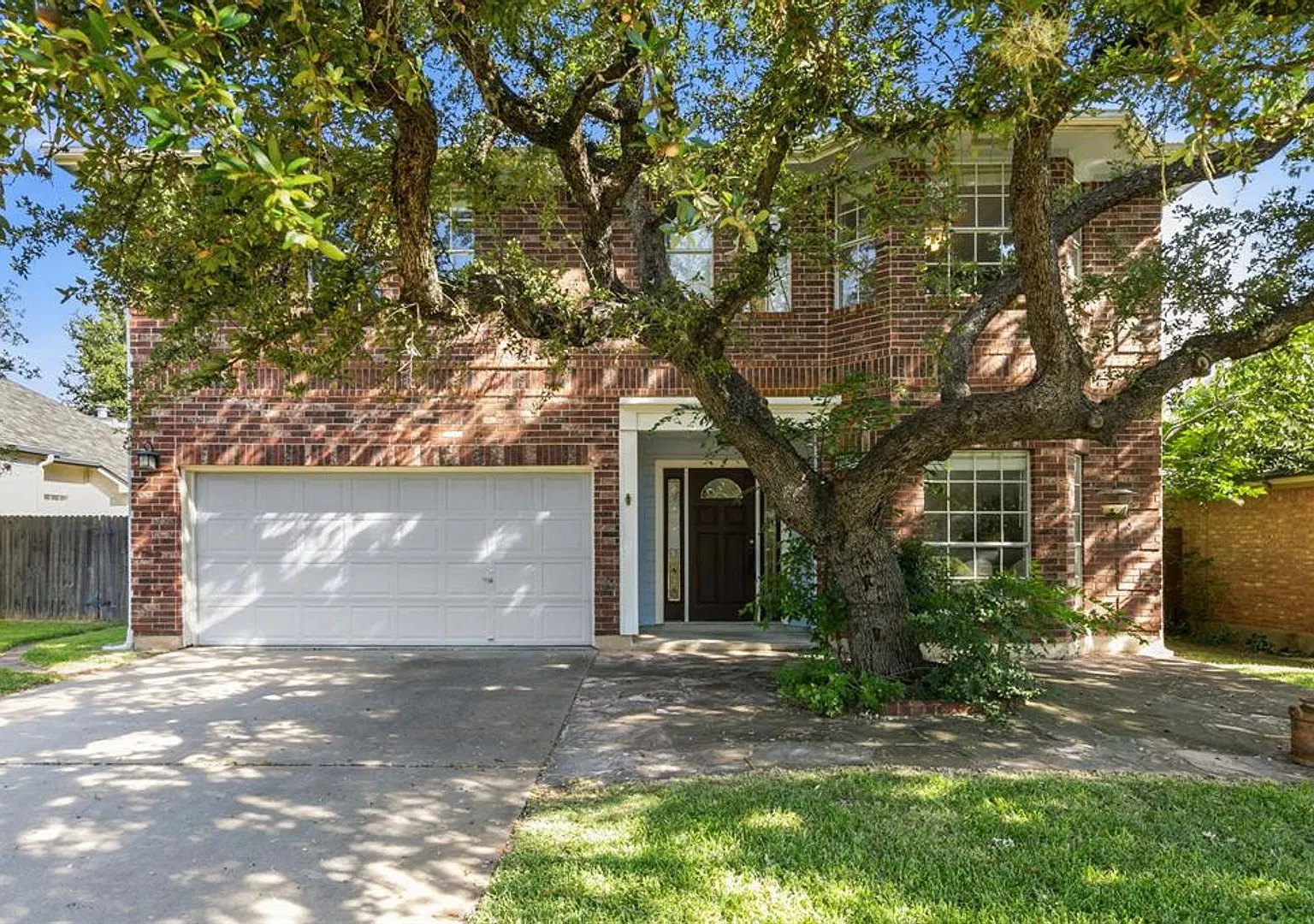 2402 Sparrow Dr, Round Rock, Texas 78681 — Photo 2