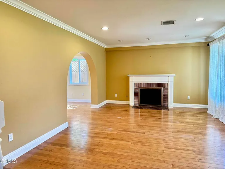 1736 Vistillas Rd — Photo 6