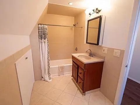 121 77th St #BACK HOUSE — Photo 14
