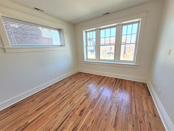 3rd image of 4130 McRee Ave #1W