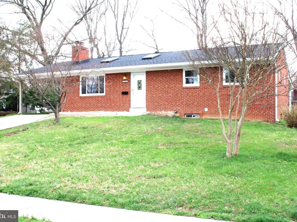 6809 Ruskin St, Springfield, VA 22150