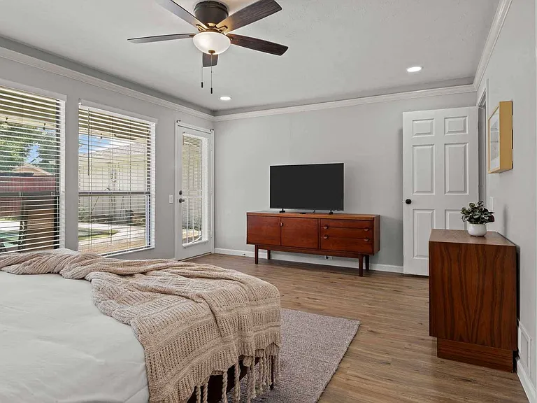 3704 Saddlehead Dr — Photo 15