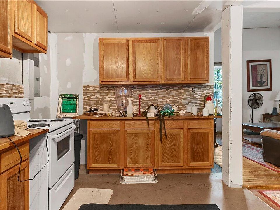 19th image of 142 Odell Littleton Rd