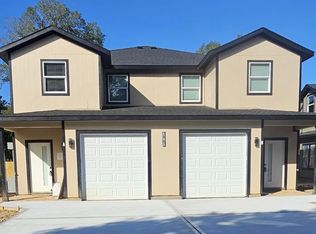 129 S 10th St, Conroe, TX 77301