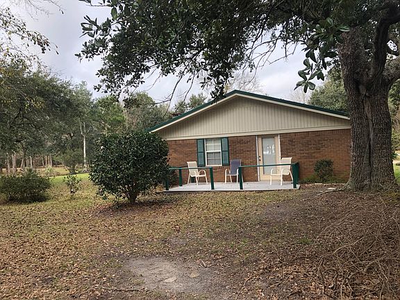 3rd image of 2812 Robert Hiram Dr