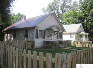 4007 Boyd St, Omaha, NE 68111