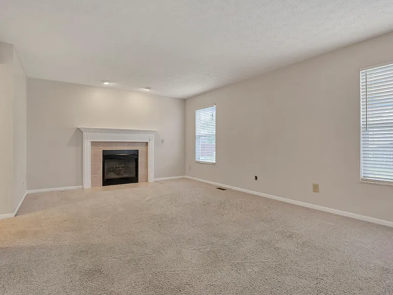 522 Farm Hill Ct — Photo 13