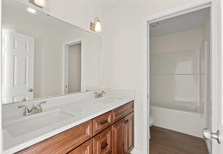 751 Amos St #B — Photo 12