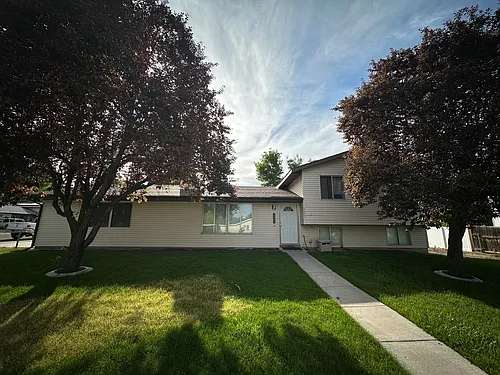 5801 Eden St Photo 1