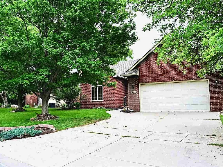 4826 N Portwest St — Photo 1