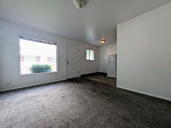 3rd image of 333 E Lambourne Ave APT 3