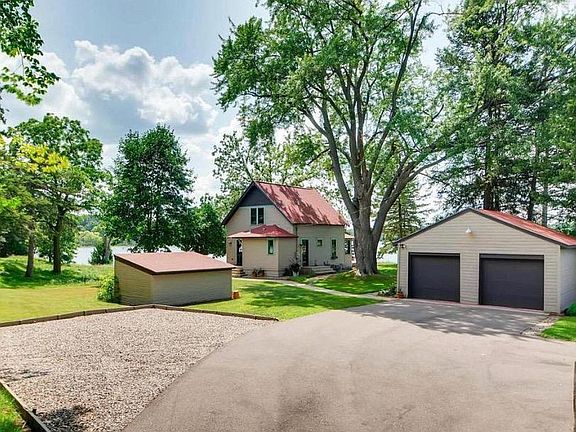 5th image of 1099 Lakewood Dr N